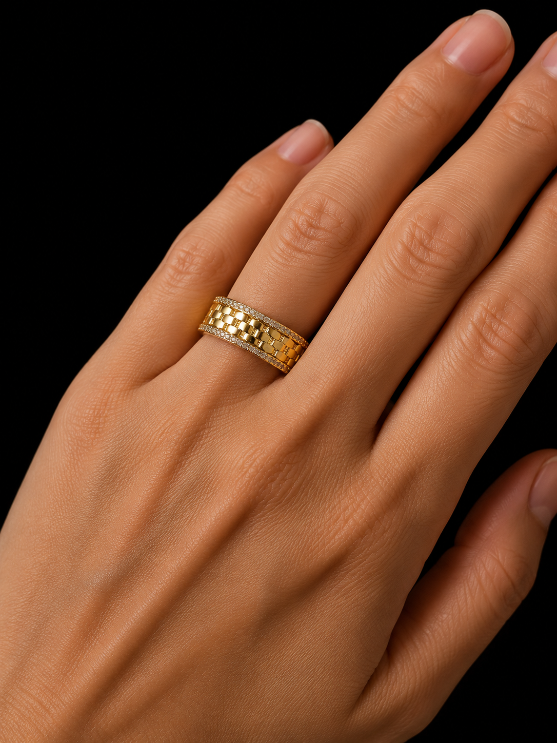 Eclipse Glow Womens Ring