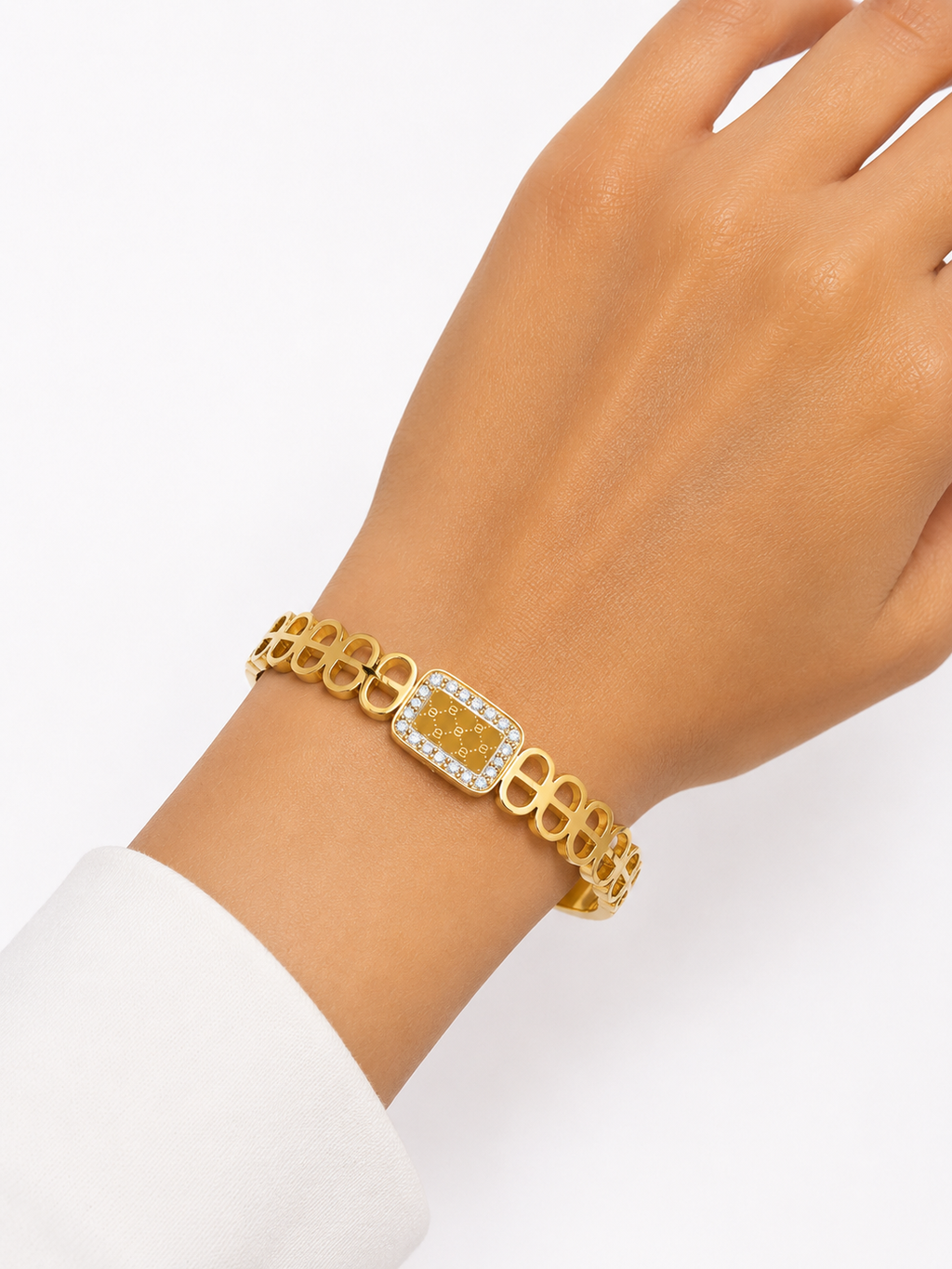 Regal Link Womens Bracelet Kada