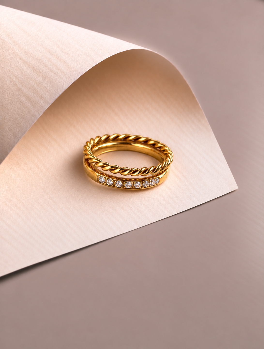 Twist Royale Ring