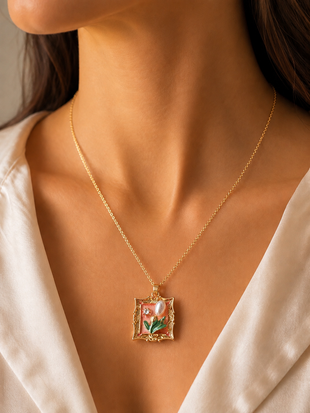 Pearl Blossom Frame Necklace