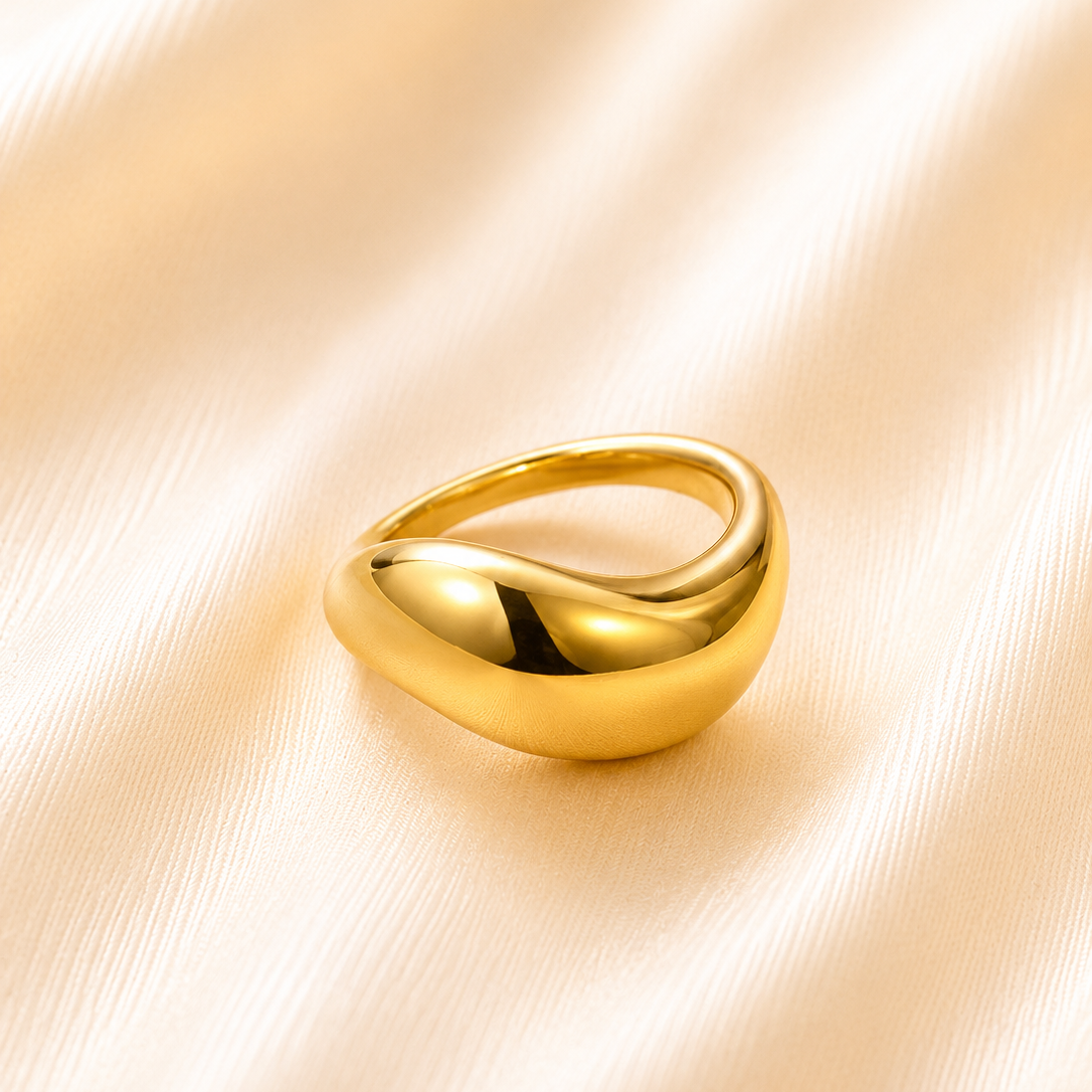 Golden Wave Womens Ring