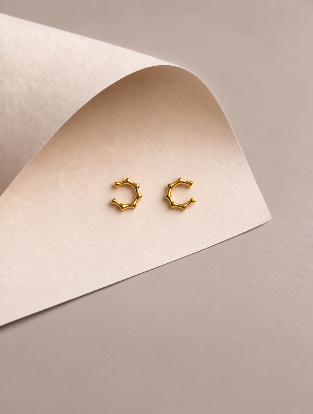 Mira Mini Earrings