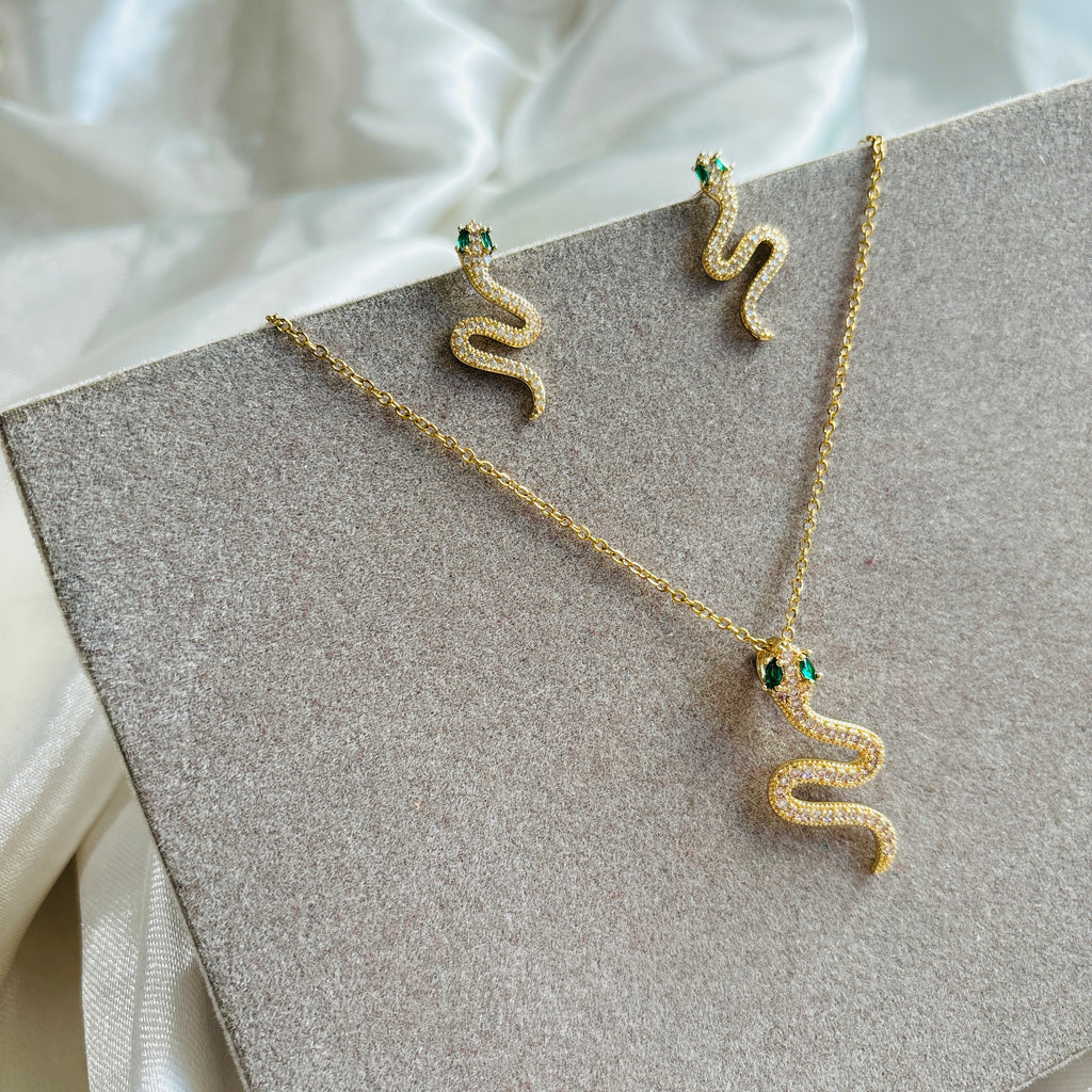 Shimmer Serpent Jewellery Necklace Set Premium 18k Gold Plated Collection