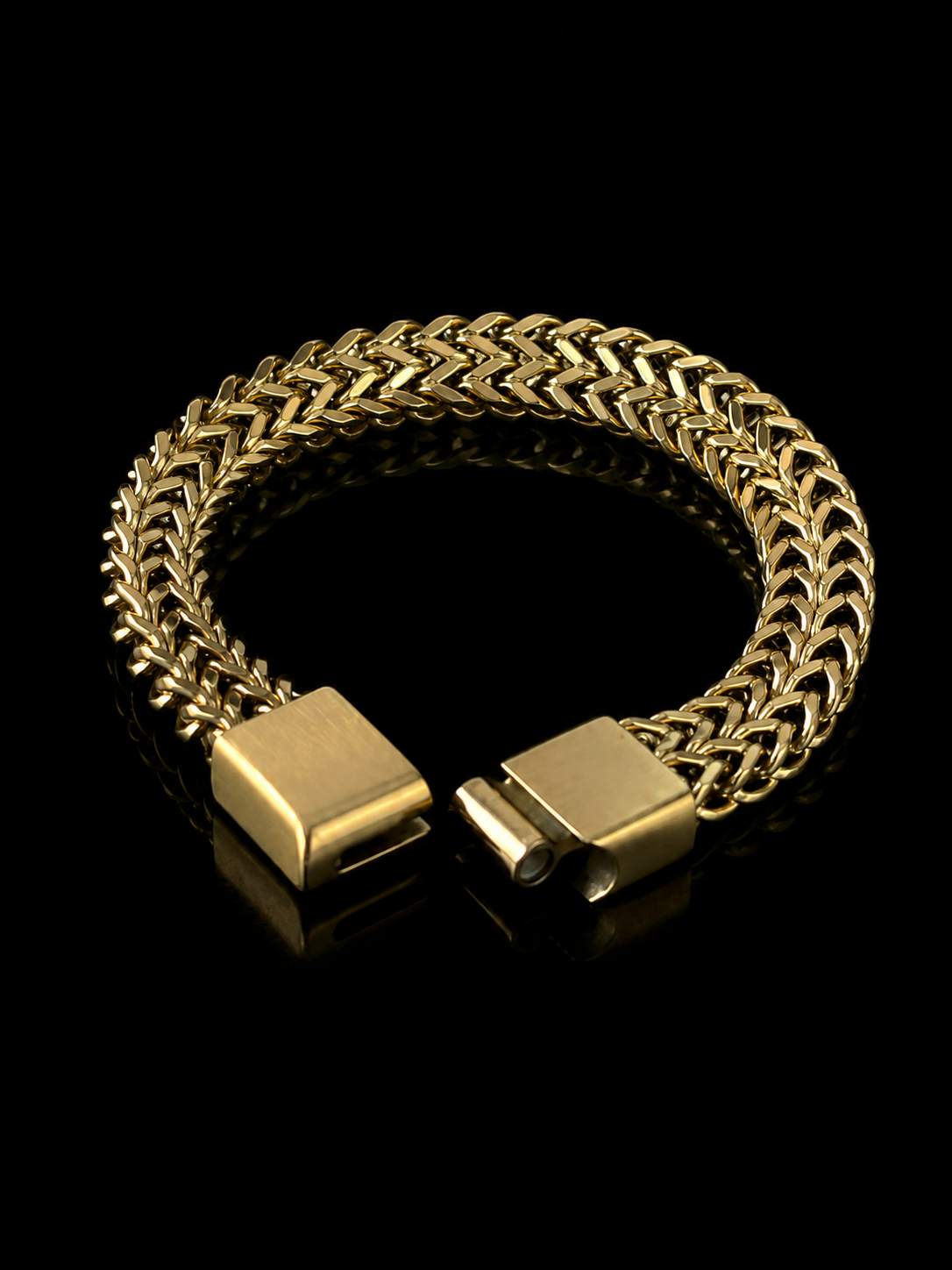 Serpentine Gold Mens Bracelet