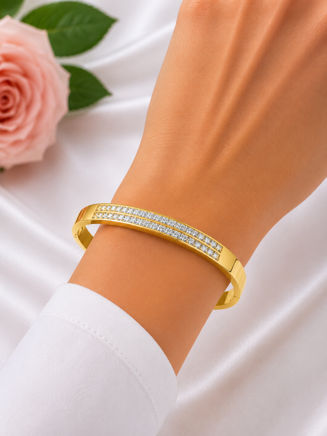 Diamond Glow Womens Bracelet Kada