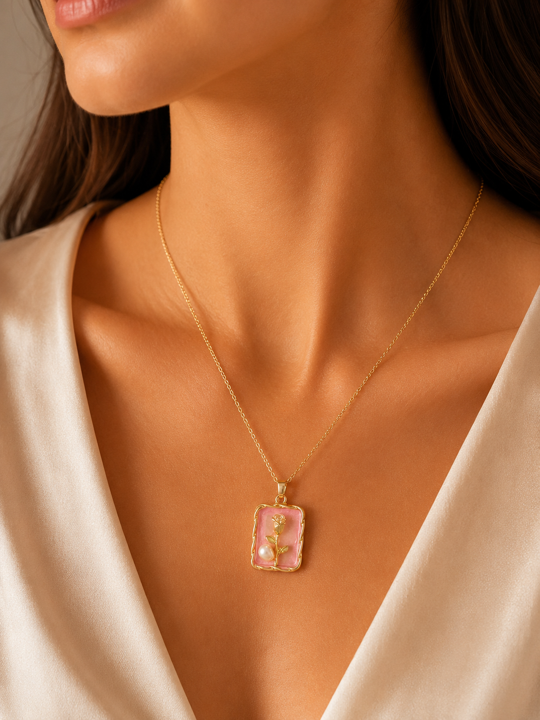 Pearl rose Charm Necklace