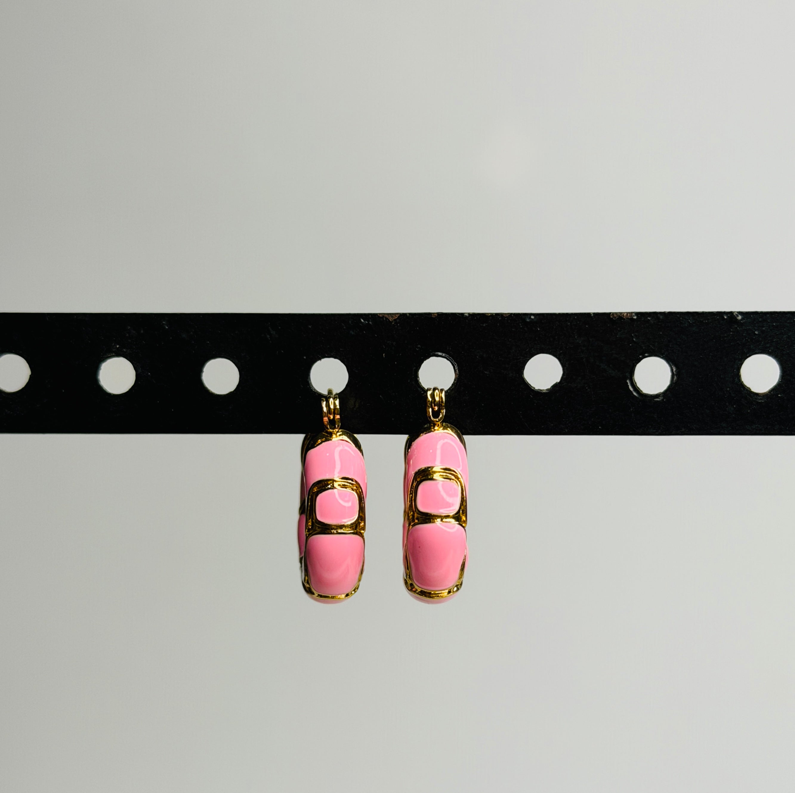 Pink Aura Gold-Link Drops