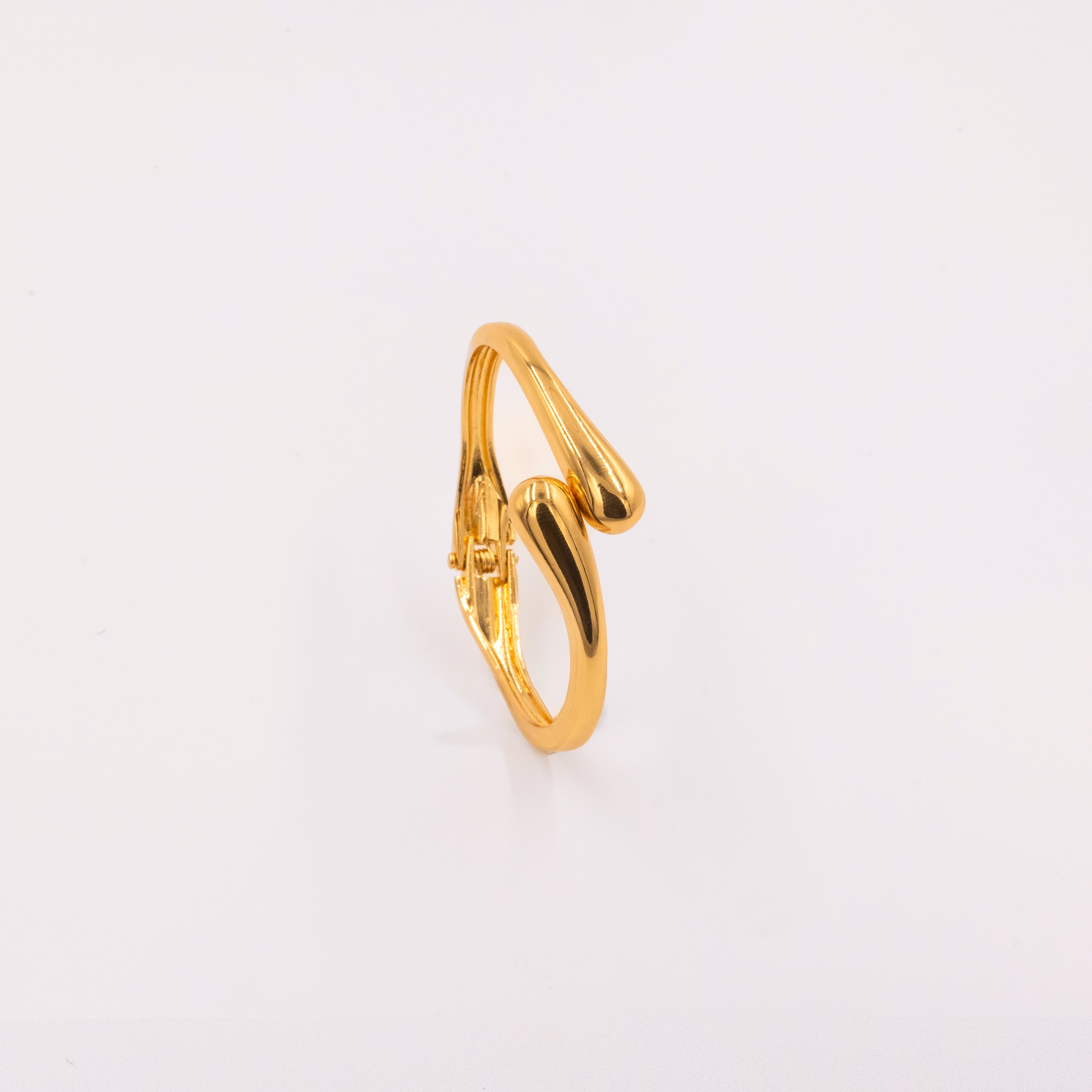 Chunky Bold Women Bracelet Kada