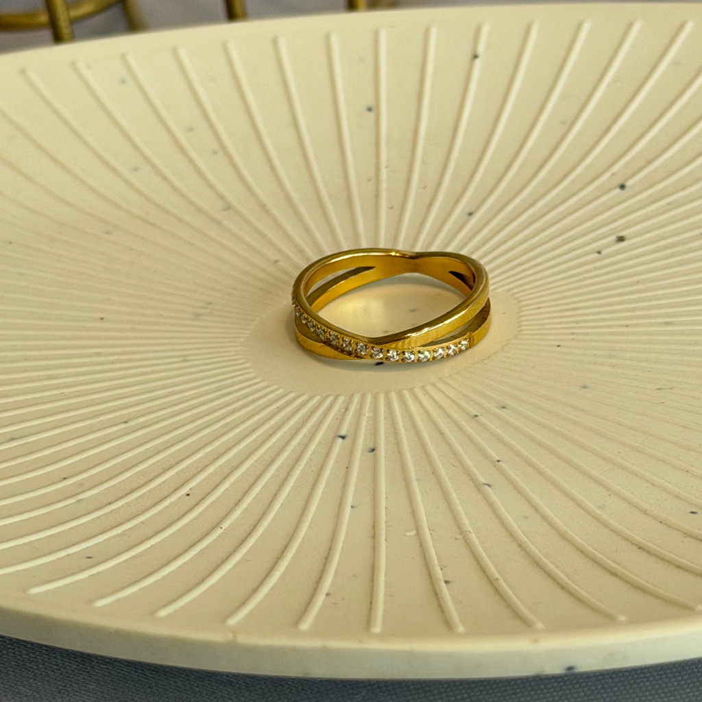 Celeste Band RIng