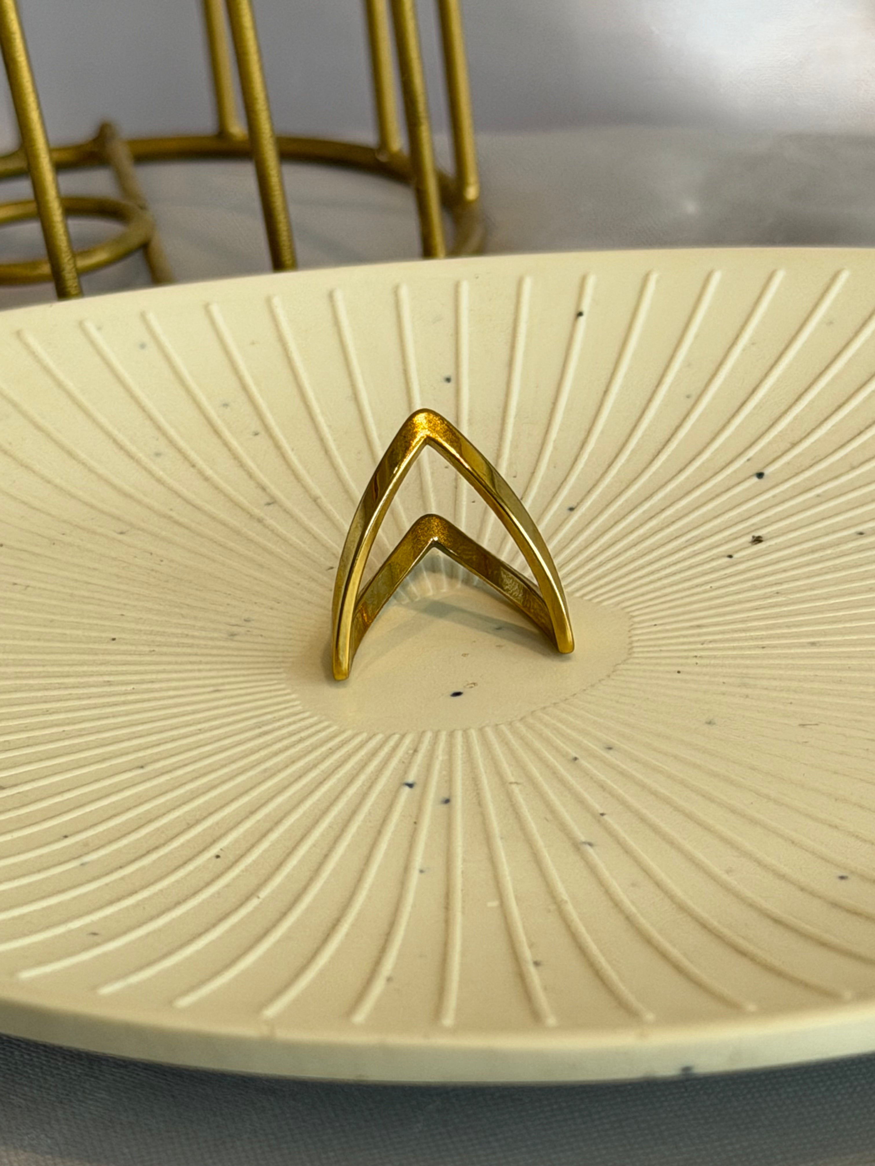 Golden V Ring