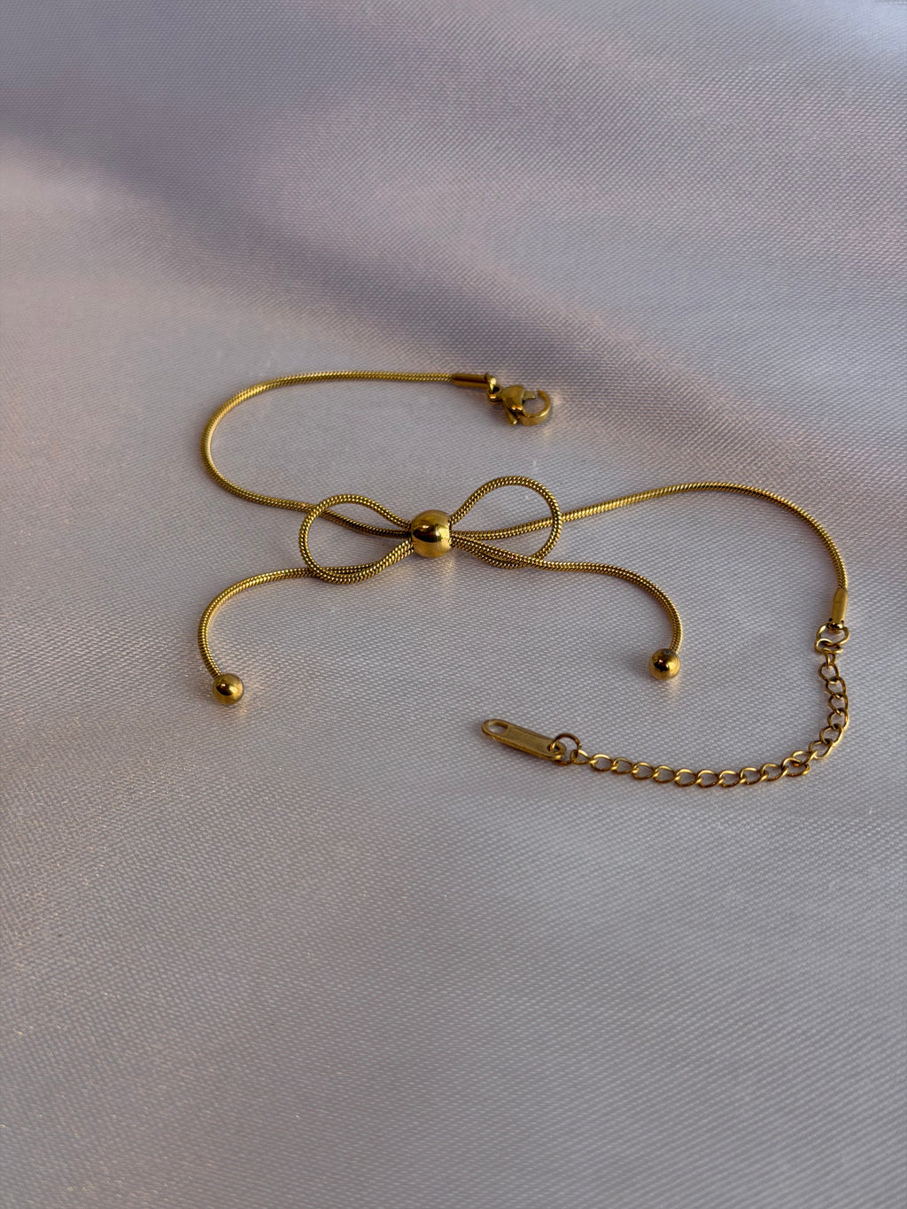 Golden Bow Bracelet