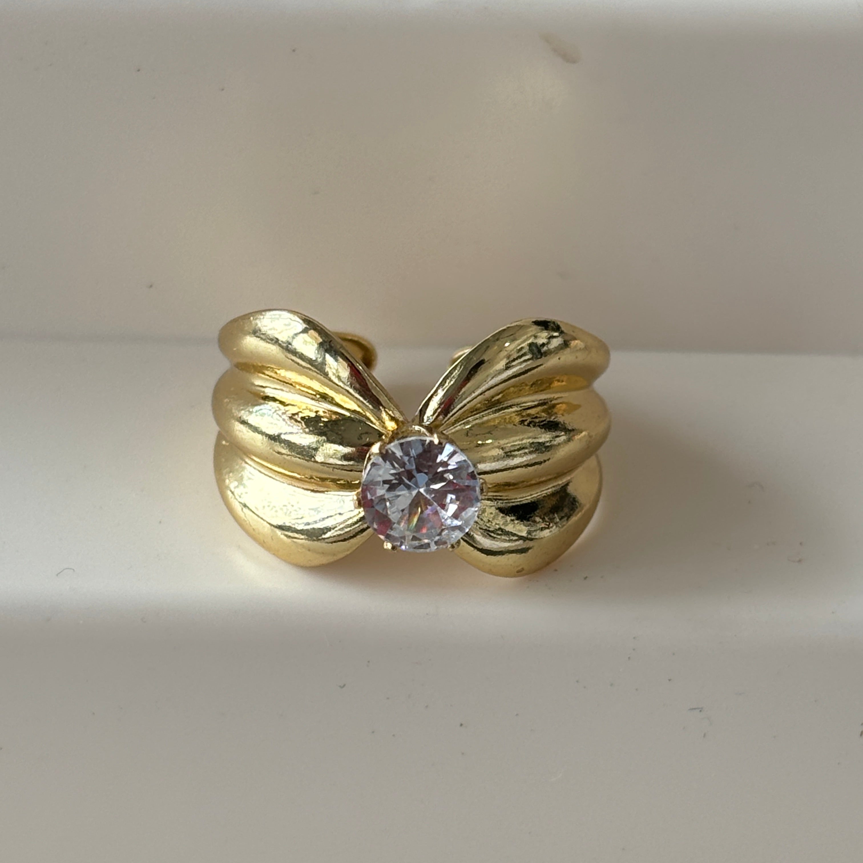 Cheris Bow Ring