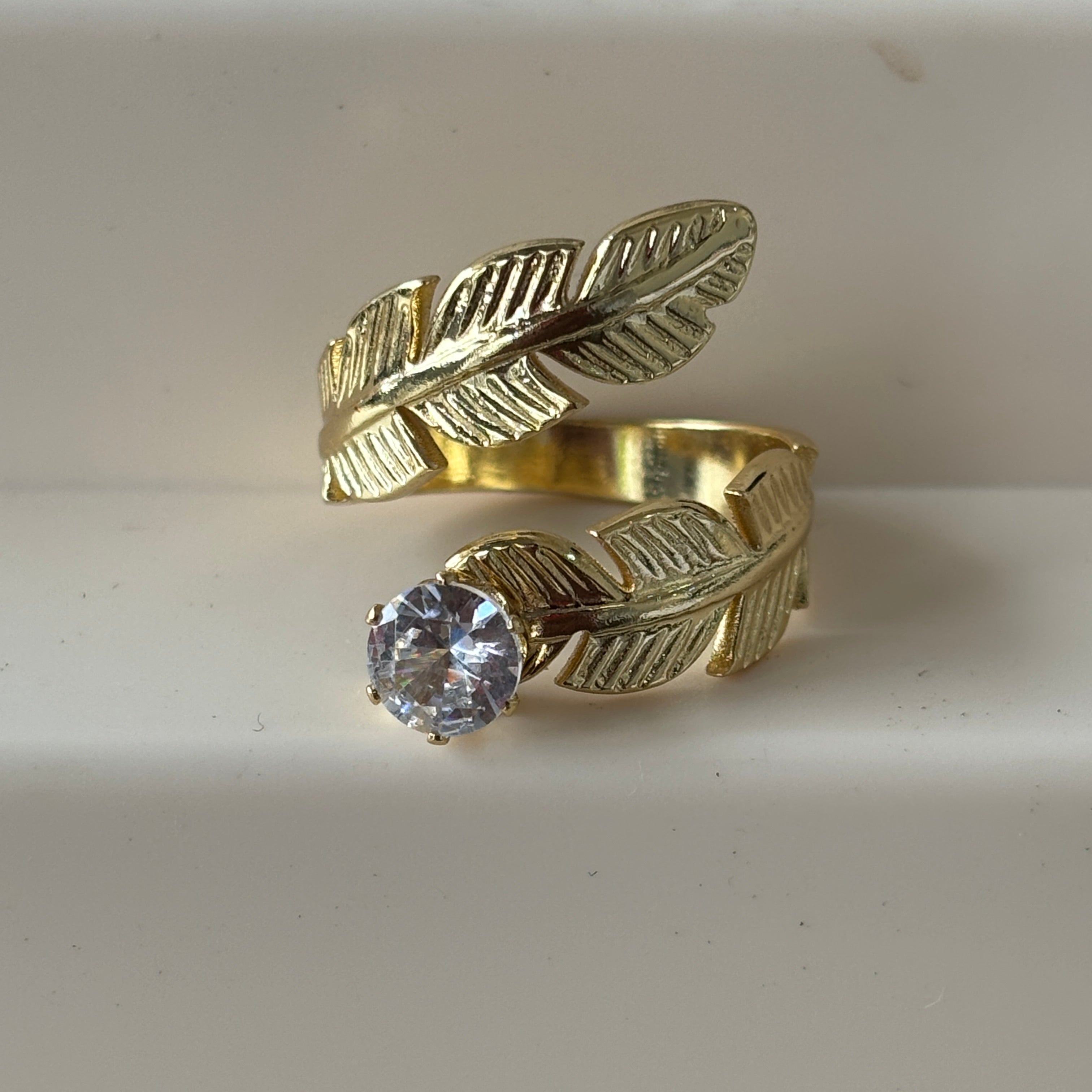 The Lumina feather Ring