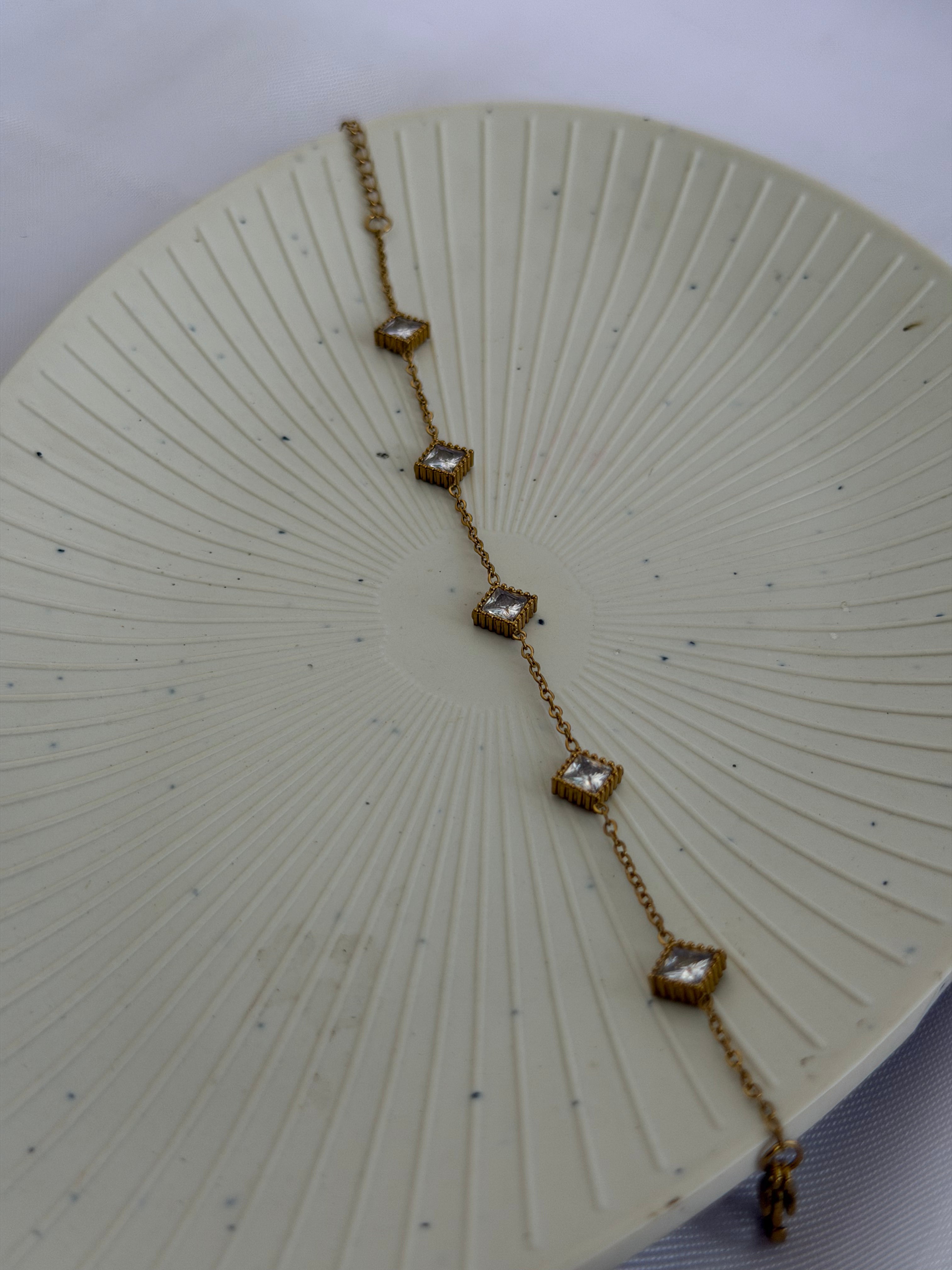 Crown Glow Bracelet